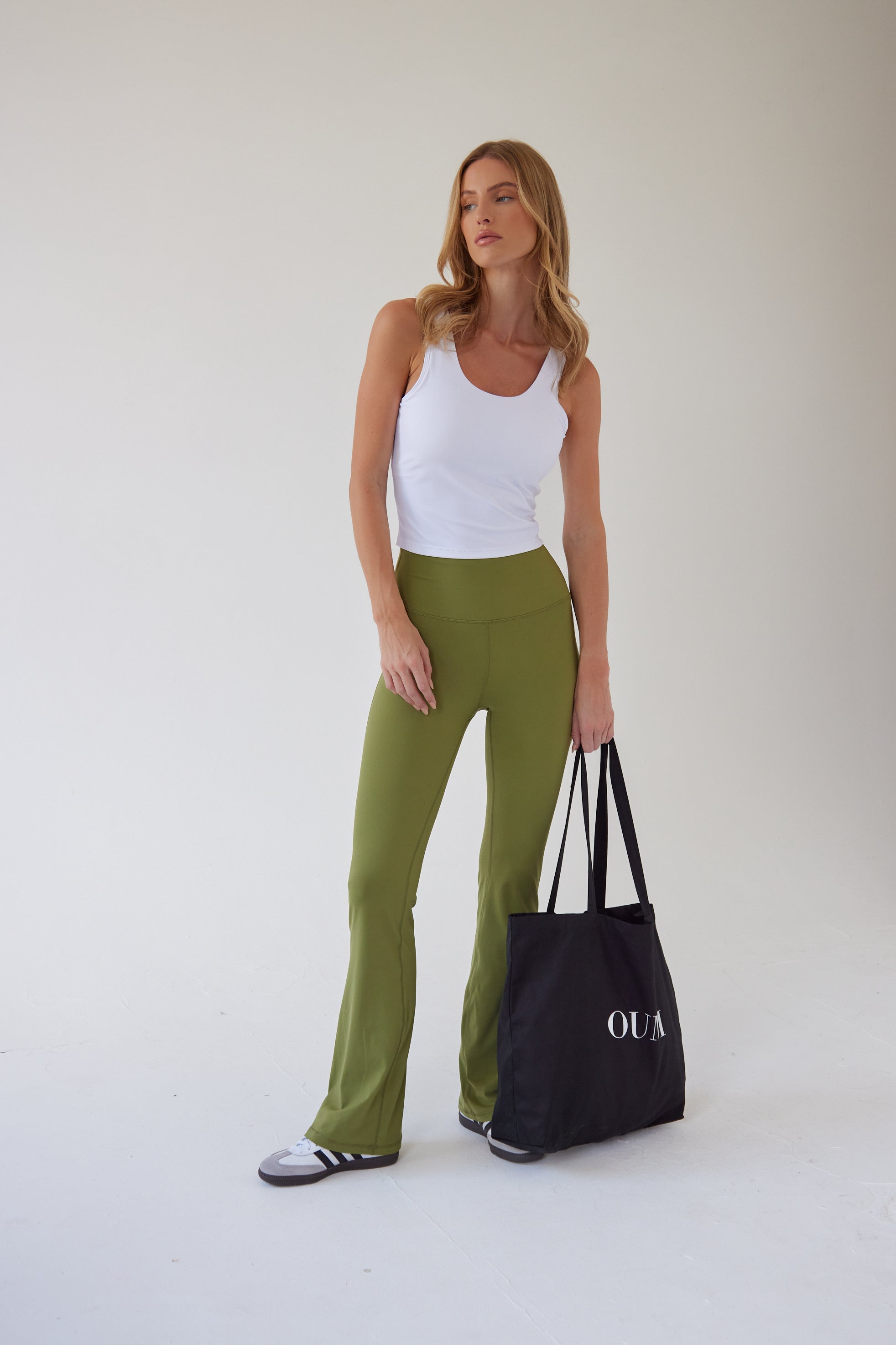 Oum HighRise Flares - Green